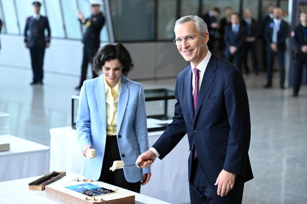Belgische Außenministerin Hadja Lahbib und NATO-Generalsekretär Jens Stoltenberg