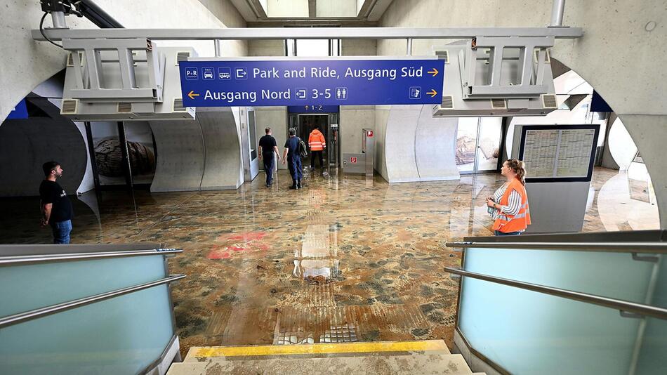 Bahnhof Tullnerfeld stark vom Hochwasser betroffen