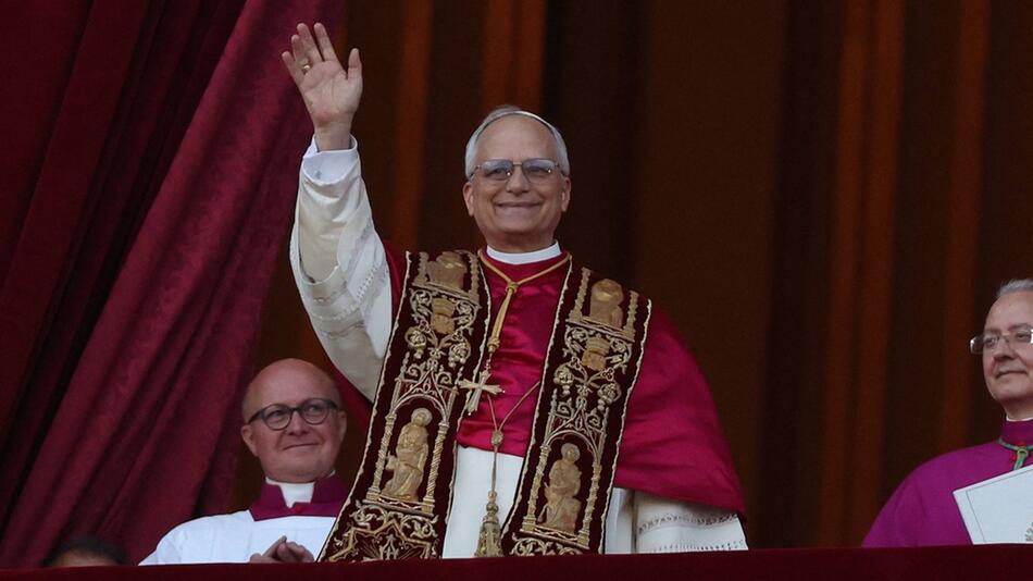 Robert Francis Prevost wurde zum neuen Papst Leo XIV. gewählt.