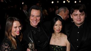 Jim Carrey mit seiner Freundin Mina (M.) in Paris. Mit dabei waren auch seine Tochter und sein ...