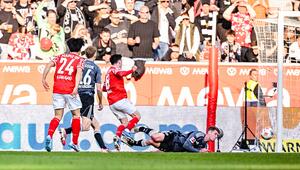 Paul Nebel erzielt den späten Führungstreffer für Mainz 05.