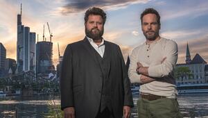 Benni Hornberg (Antoine Monot, Jr., li.) und Leo Oswald (Wanja Mues) in "Ein Fall für zwei".