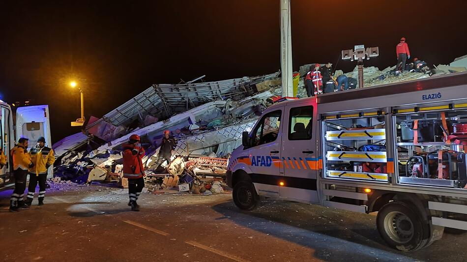 Schweres Erdbeben in der Osttürkei