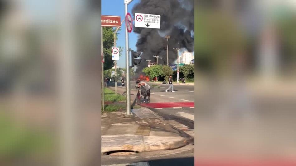 Flugzeug-Crash in Sao Paulo