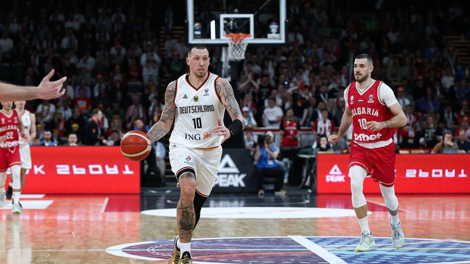 Daniel Theis