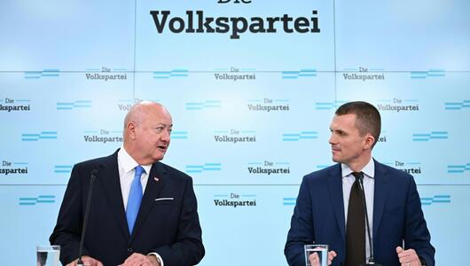 Stocker stellte Gstöttner (r.) vor