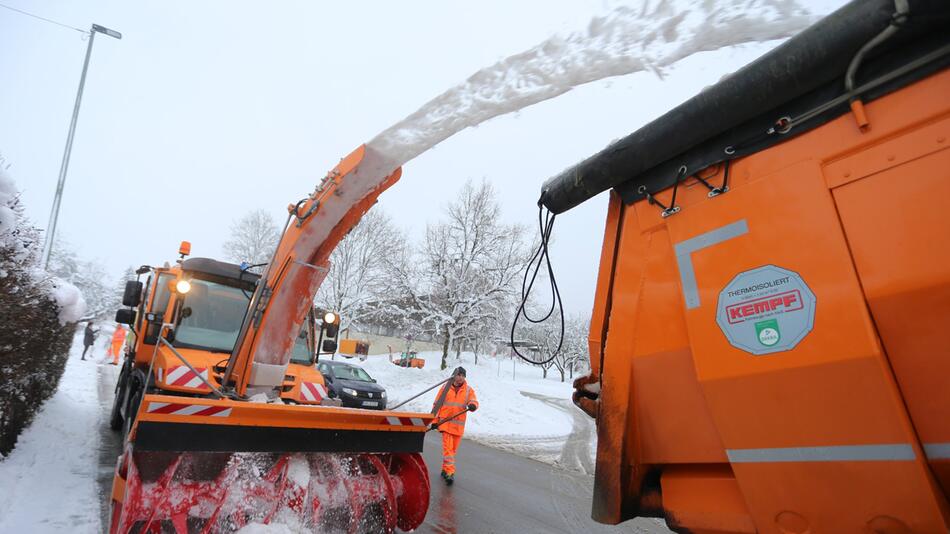 Wetter Wintereinbruch in Bayern