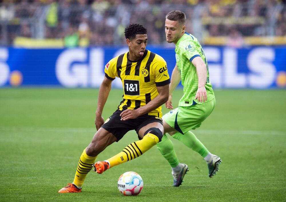 Jude Bellingham (l) und Jonas Wind