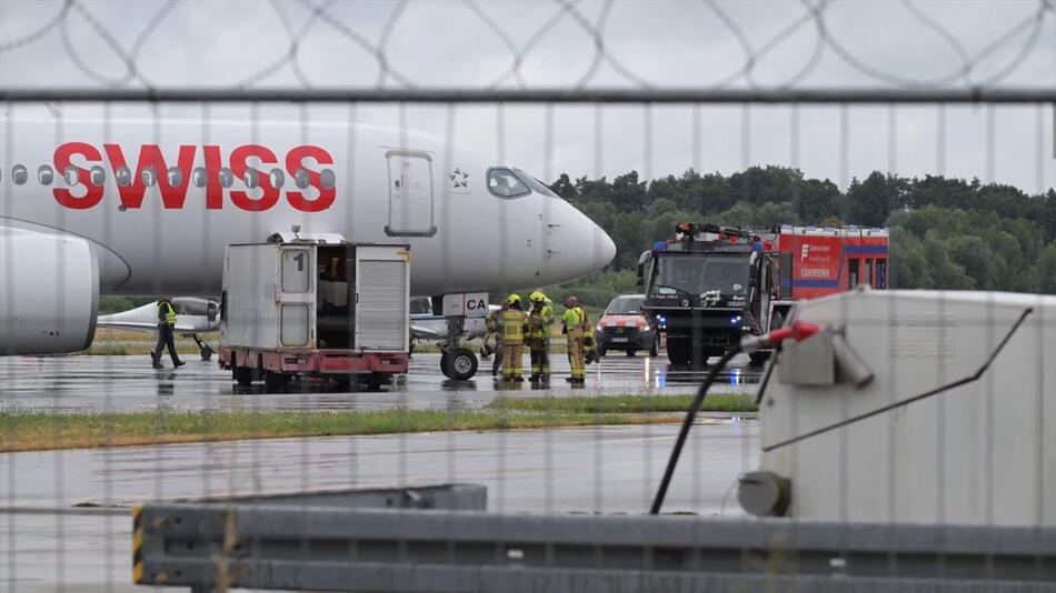 Rauch in Kabine? Passagiermaschine landet außerplanmäßig in Friedrichshafen