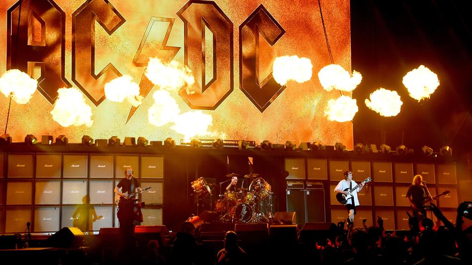 AC/DC