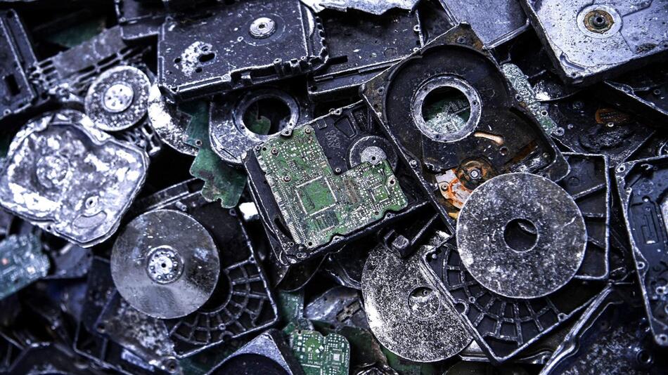 Seltene Erden stecken in vielen alten Computerteilen