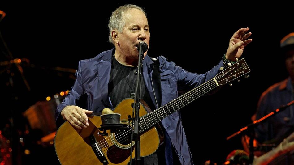 Paul Simon will bald wieder auf der Bühne stehen.
