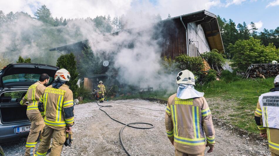 Feuerwehr bei den Löscharbeiten