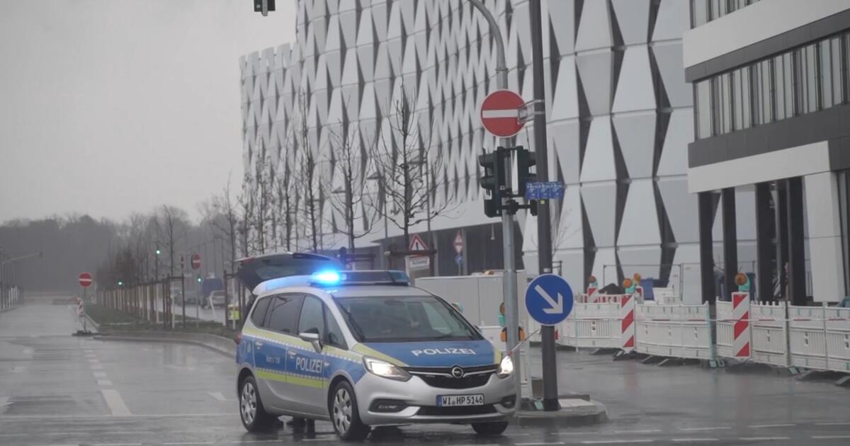 Flughafen Frankfurt: Mann und Frau tot in Parkhaus gefunden | GMX.AT