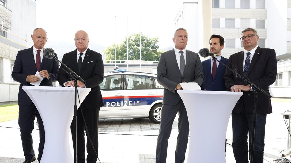 Großeinsatz an Schule in Graz