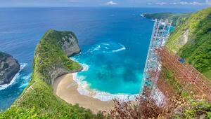 Bau von Aufzug an Traumstrand auf Bali gestoppt