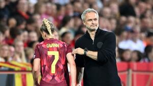 Giulia Gwinn und Christian Wück (r)