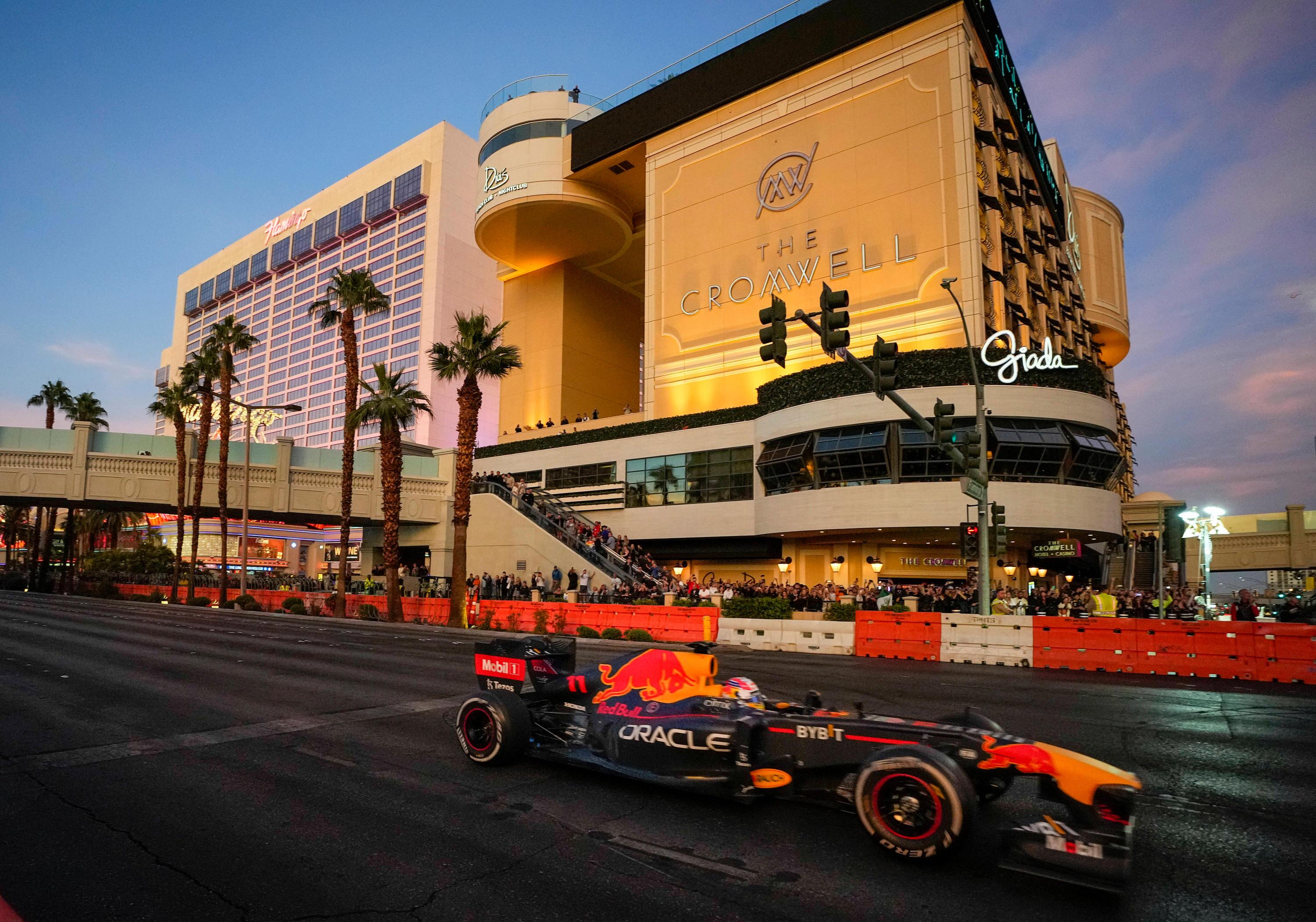 Formel 1 Nach 40 Jahren zurück in Las Vegas mit viel Extravaganz GMX.AT