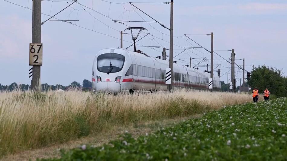 Nach Attacke in ICE mit Axt und Hammer: Viele offene Fragen