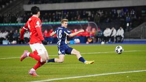 Luca Schuler trifft gegen den 1. FC Kaiserslautern.