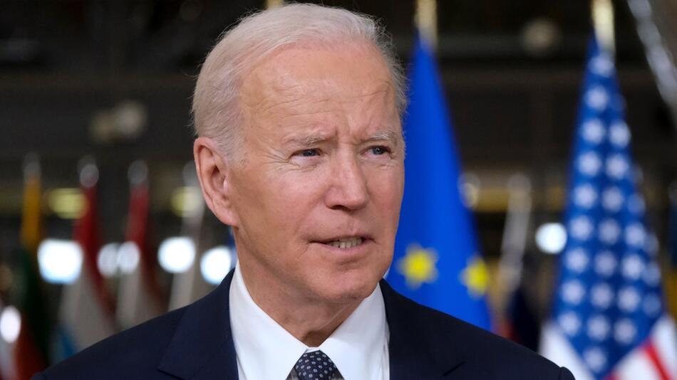 Joe Biden muss sich nach einem positiven Corona-Test isolieren.