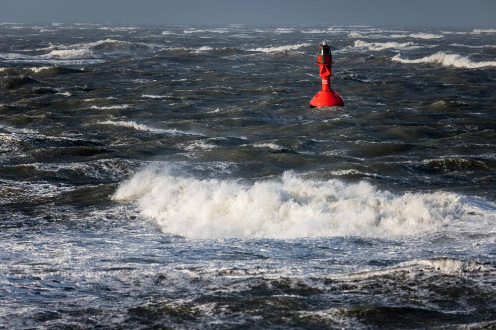 Aufgewühlte Nordsee vor Norderney