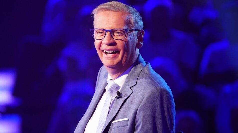 Die Show macht ihm sichtlich Spaß: Günther Jauch prägt "Wer wird Millionär?" von Anfang an.