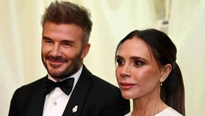 David Beckham bekommt von seiner Ehefrau Komplimente.
