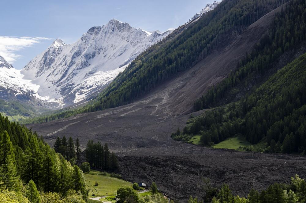 Gletscherabbruch im Wallis