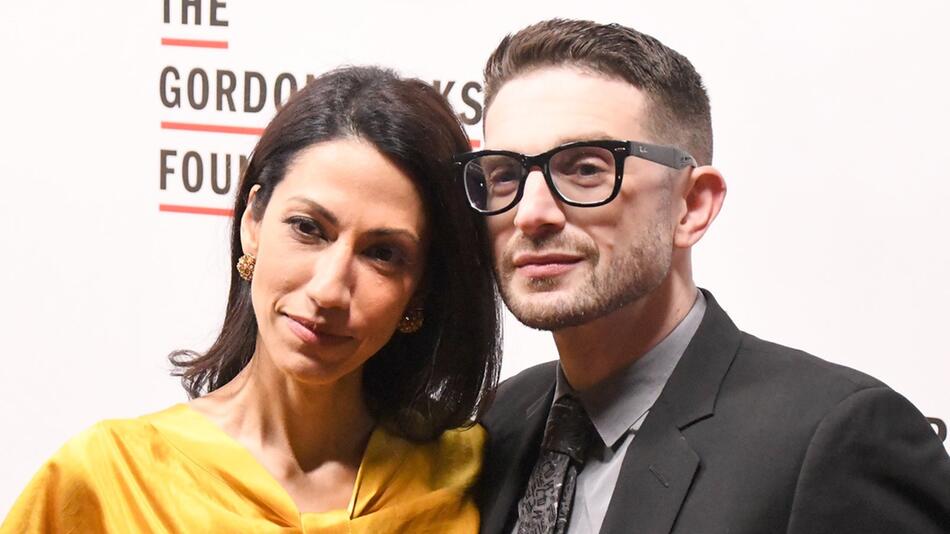 Huma Abedin und Alex Soros bei einem Event.