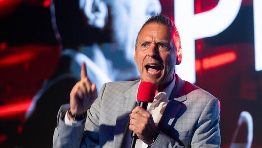 Der neue Salzburger SPÖ-Chef Peter Eder beim Parteitag