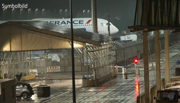 Schmorgeruch in der Kabine: Flugzeug landet ungeplant in München