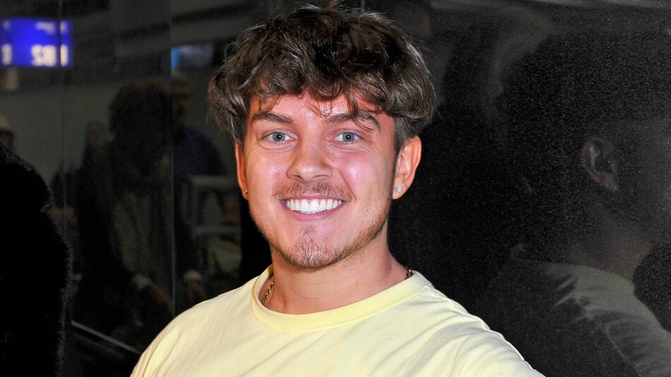 Jetzt moderiert er auch noch: Tim Maximilian Kampmann alias Twenty4Tim.