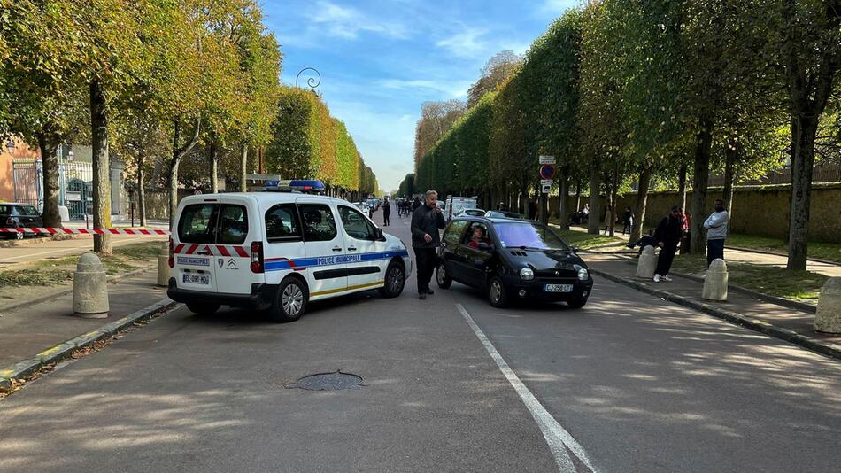 Schloss Versailles erneut wegen Bombendrohung evakuiert