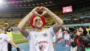 Marko Arnautovic feiert die erfolgreiche WM-Qualifikation Österreichs.