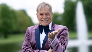 Frank "Froonck" Matthée kehrt mit einer Hochzeitssendung zurück.