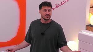 Jannik Kontalis lässt bei "Love Island VIP" nichts anbrennen.