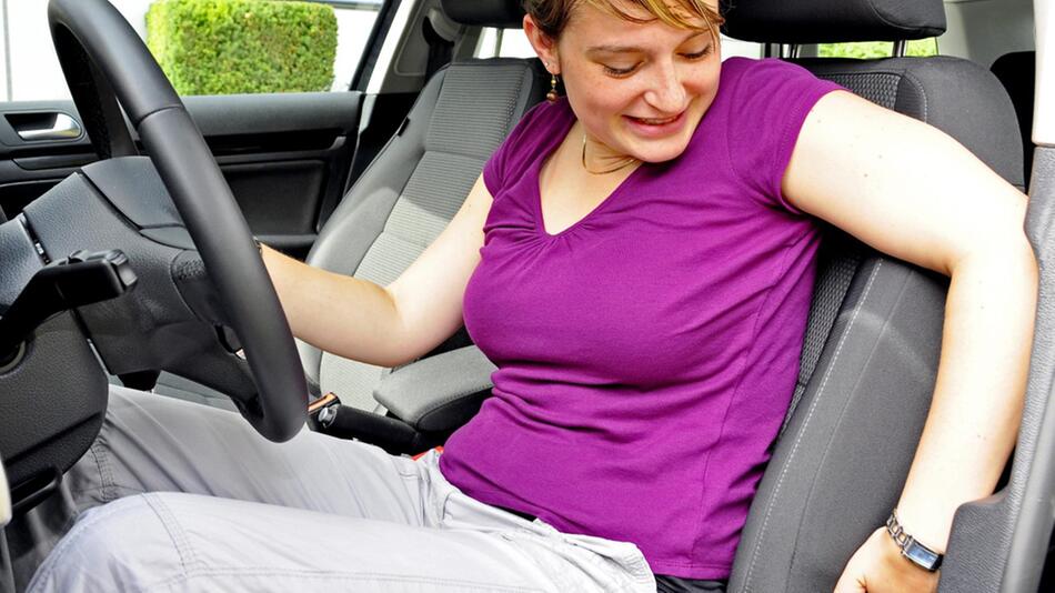 Autositz einstellen: Richtige Sitzposition wichtig für Komfort und Sicherheit
