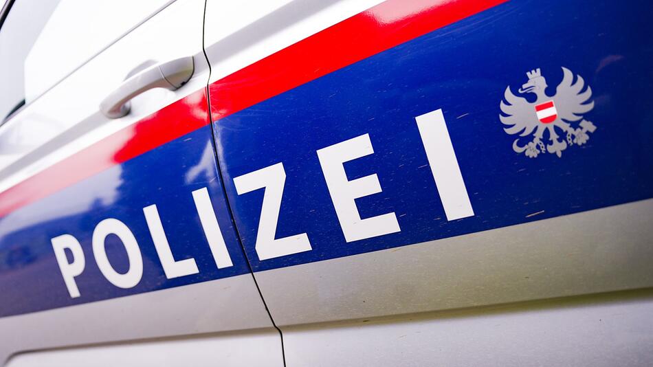 Polizei ermittelt nach Messerattacke auf 19-Jährige in NÖ