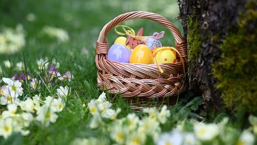 Osternester können im Freien versteckt werden
