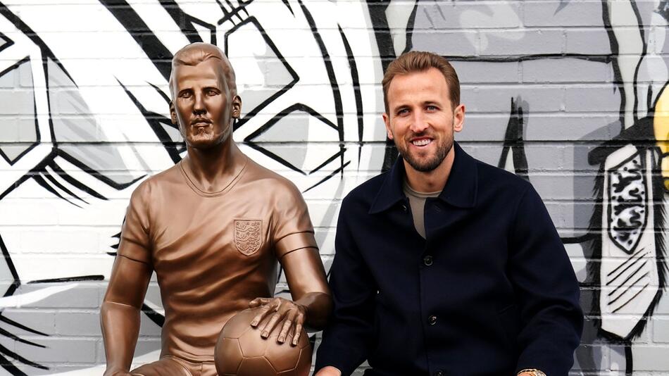 Harry-Kane-Statue in London