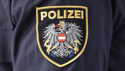 Polizei sucht Besitzerinnen von sichergestellten Schuhen