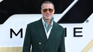Brad Pitt befindet sich in "einem seltsamen Übergang", wie er selbst sagt.