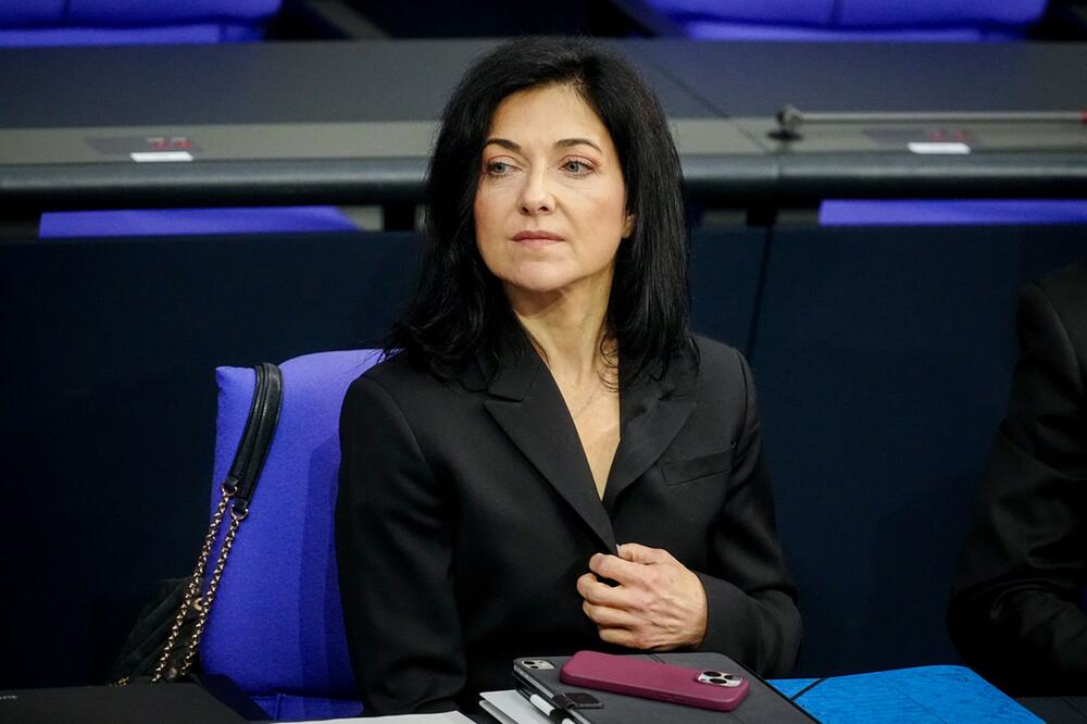 Ministerin Reiche